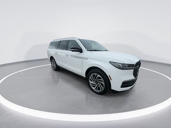 2025 Lincoln Navigator L