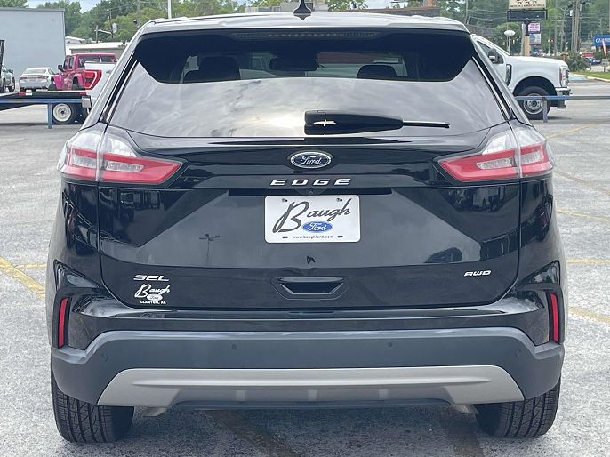 2022 Ford Edge