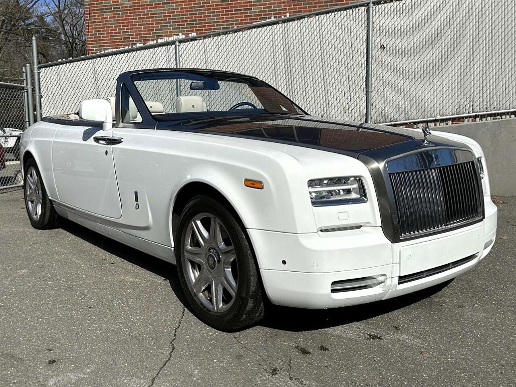 2014 Rolls-Royce Phantom Drophead image 0
