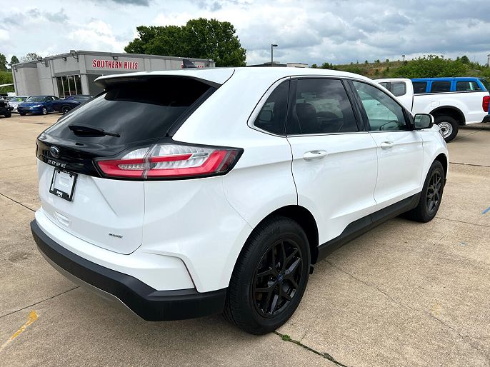 2022 Ford Edge
