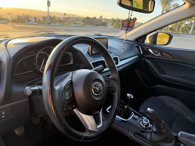 2015 Mazda Mazda3