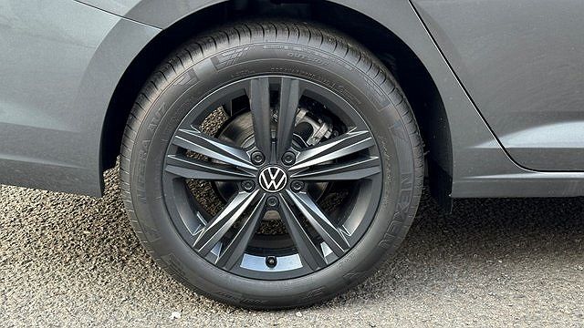 2024 Volkswagen Jetta SE image 5