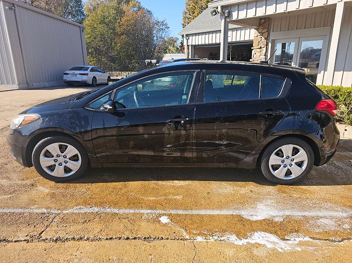 2016 Kia Forte5