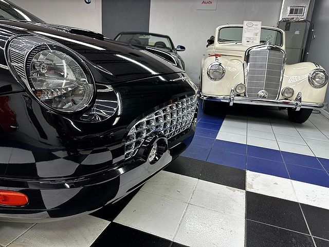 2005 Ford Thunderbird