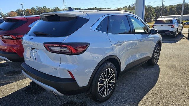2025 Ford Escape
