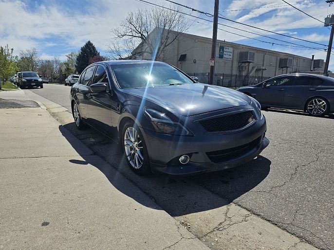 2010 Infiniti G37