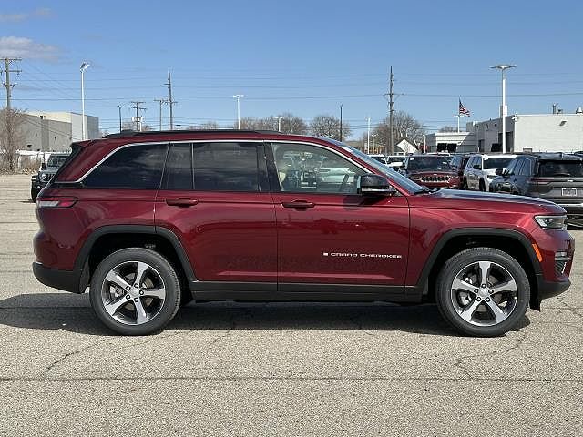 2025 Jeep Grand Cherokee