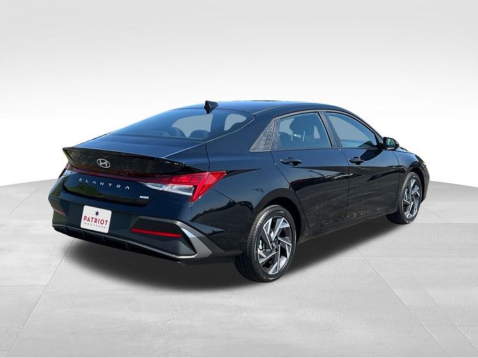 2025 Hyundai Elantra