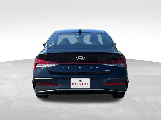 2025 Hyundai Elantra
