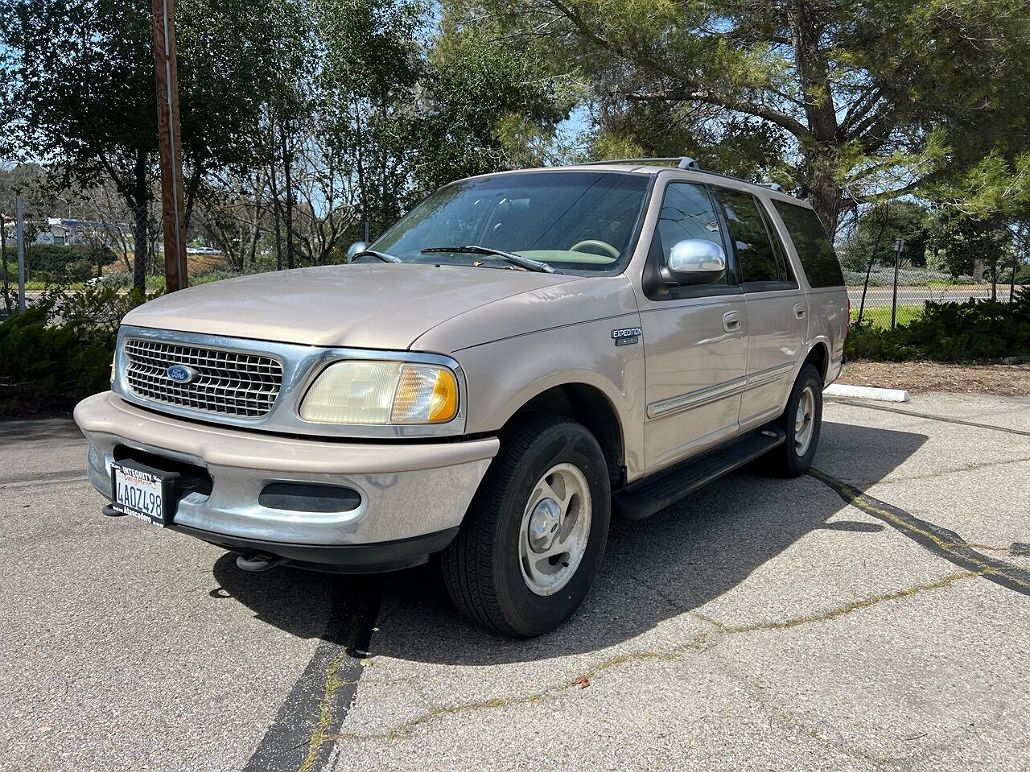1998 Ford Expedition XLT image 0