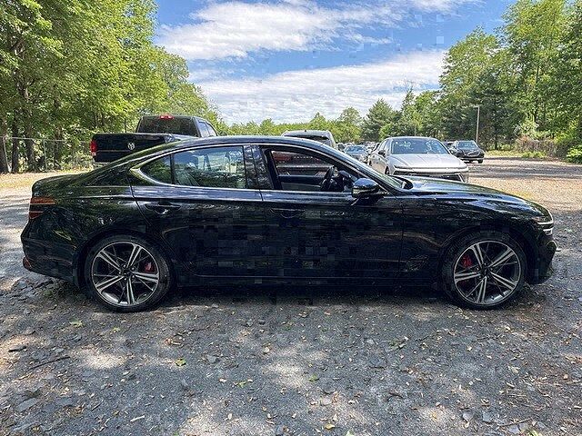 2025 Genesis G70