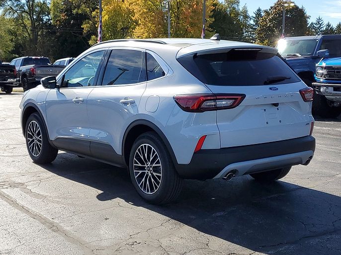 2025 Ford Escape