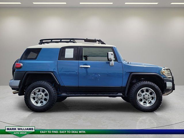2013 Toyota FJ Cruiser