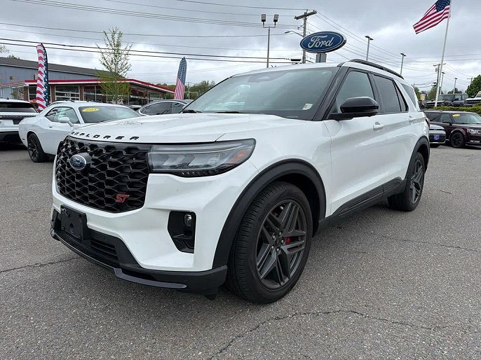 2025 Ford Explorer