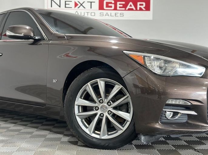 2015 Infiniti Q50