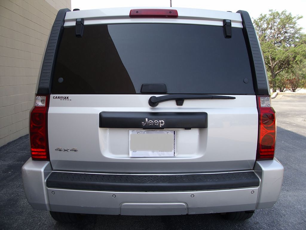 2006 Jeep Commander null image 4