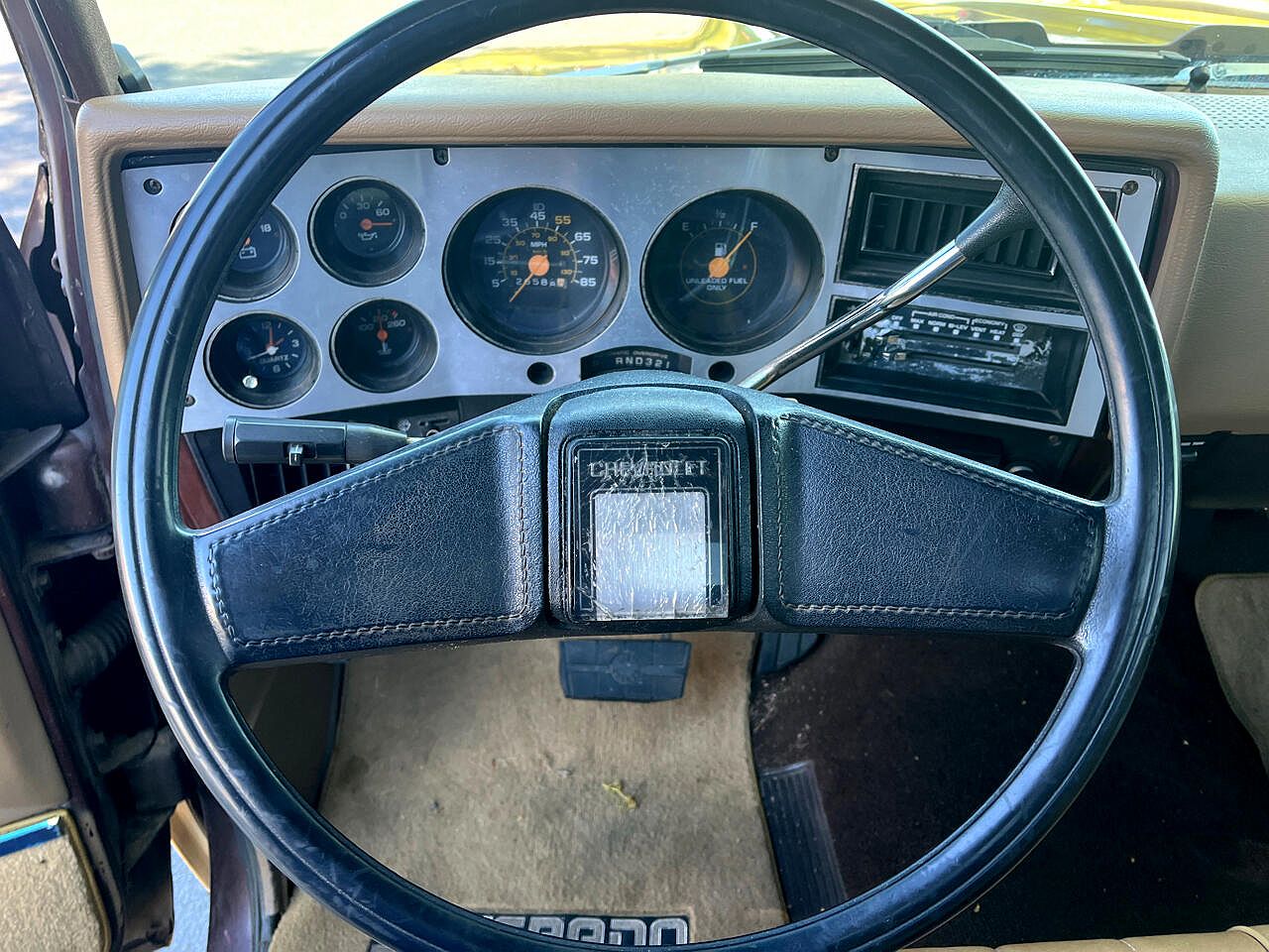 1983 Chevrolet C/K 10 null image 15