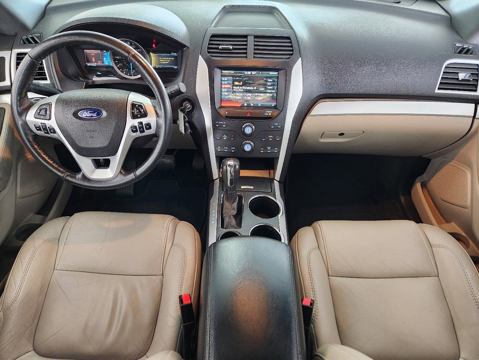 2011 Ford Explorer XLT image 18