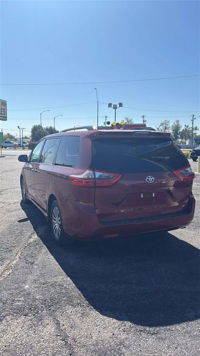 2020 Toyota Sienna
