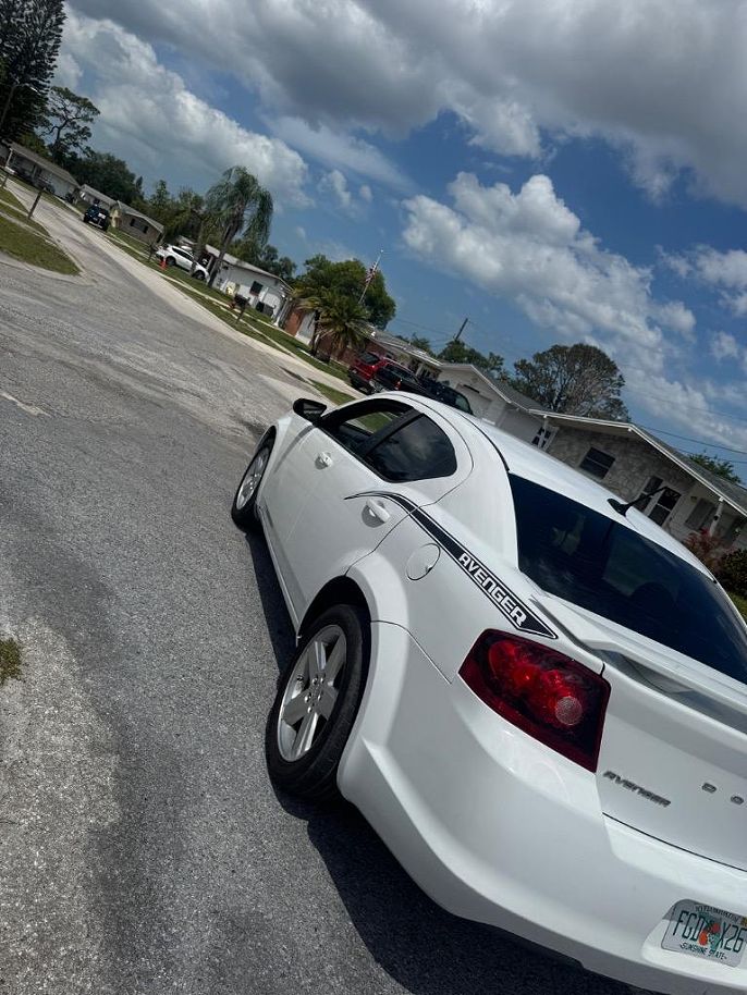2013 Dodge Avenger