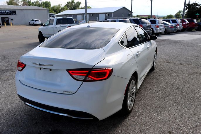 2015 Chrysler 200