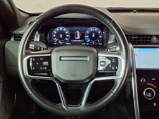 2021 Land Rover Discovery Sport SE photo 8