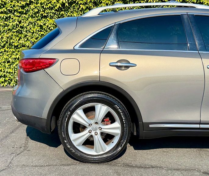 2011 Infiniti FX35