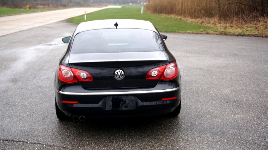 2011 Volkswagen CC Luxury image 3