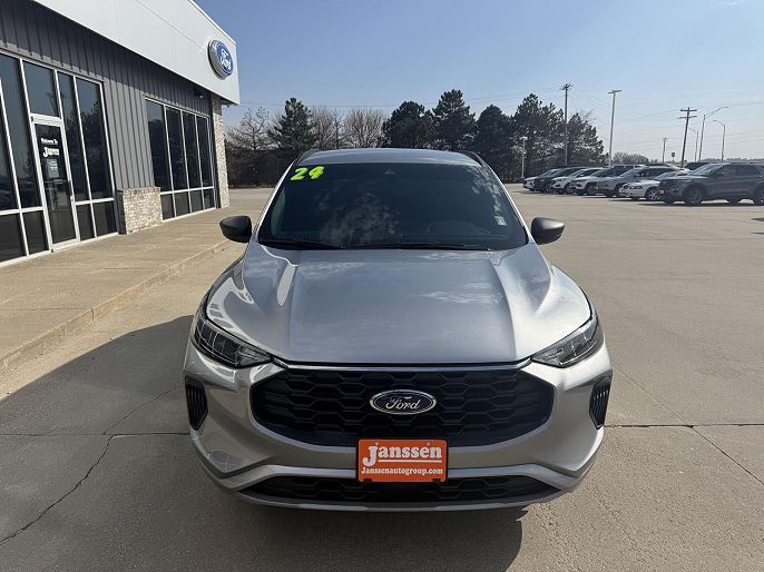 2024 Ford Escape