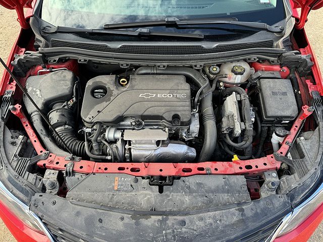 2017 Chevrolet Cruze LT image 4