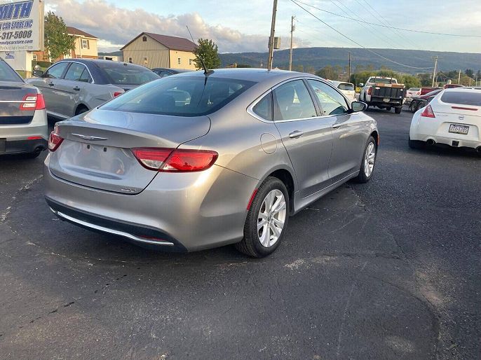 2015 Chrysler 200