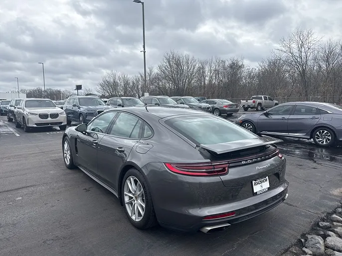 2018 Porsche Panamera