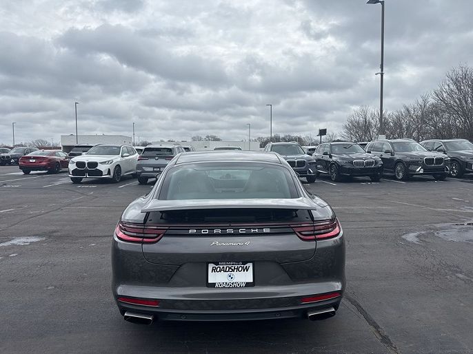2018 Porsche Panamera