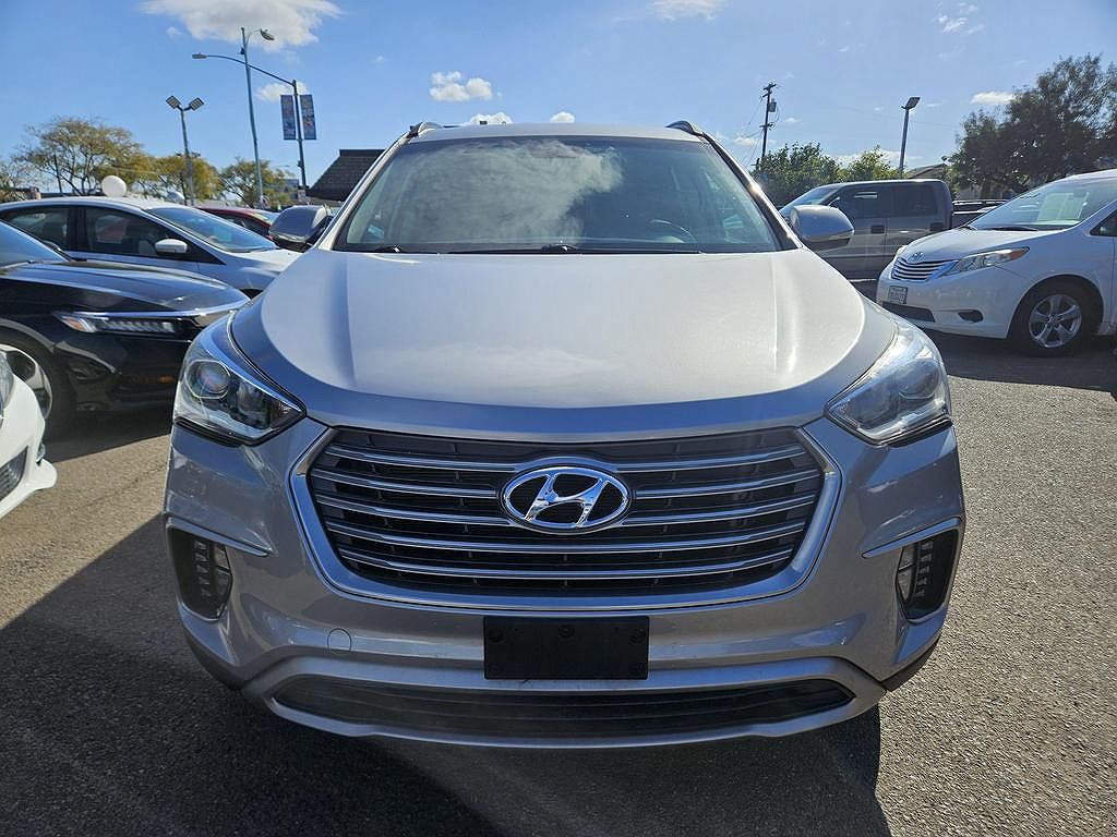 2017 Hyundai Santa Fe Limited Edition image 1