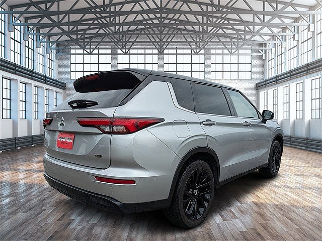 2023 Mitsubishi Outlander