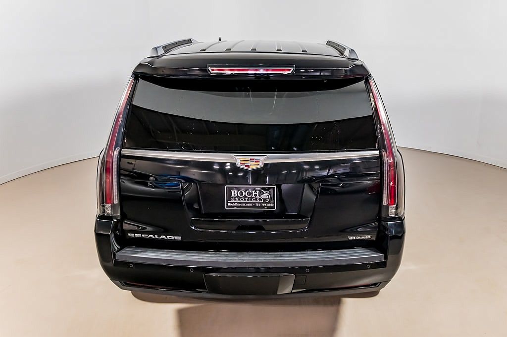 2016 Cadillac Escalade null image 5