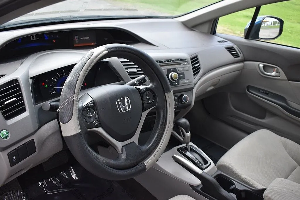2012 Honda Civic LX image 1