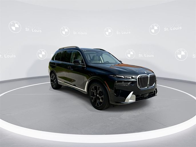 2025 BMW X7