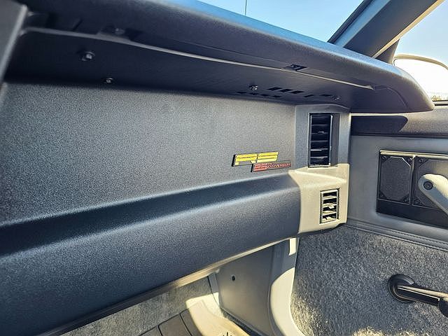 1992 Chevrolet Camaro RS image 18