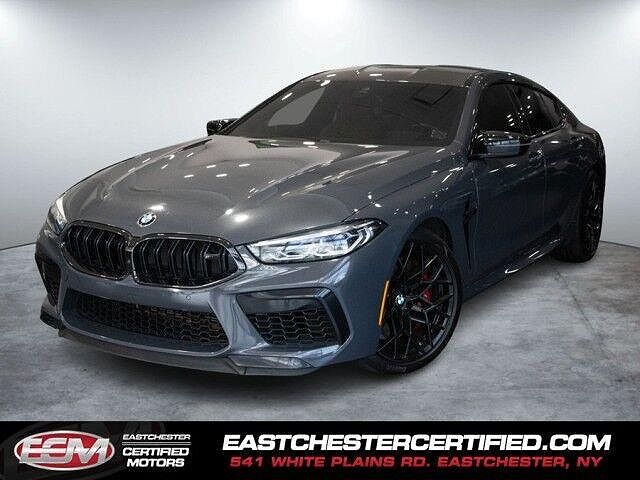 2022 BMW M8