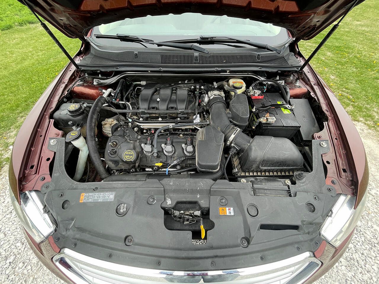 2015 Ford Taurus SEL image 17