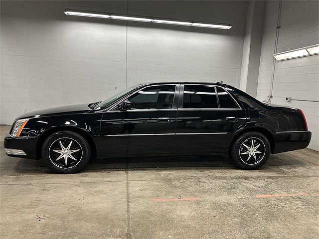 2011 Cadillac DTS