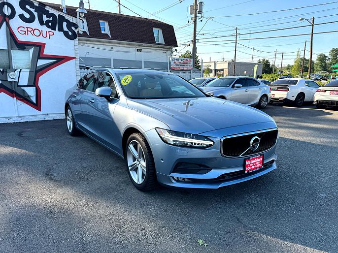 2018 Volvo S90