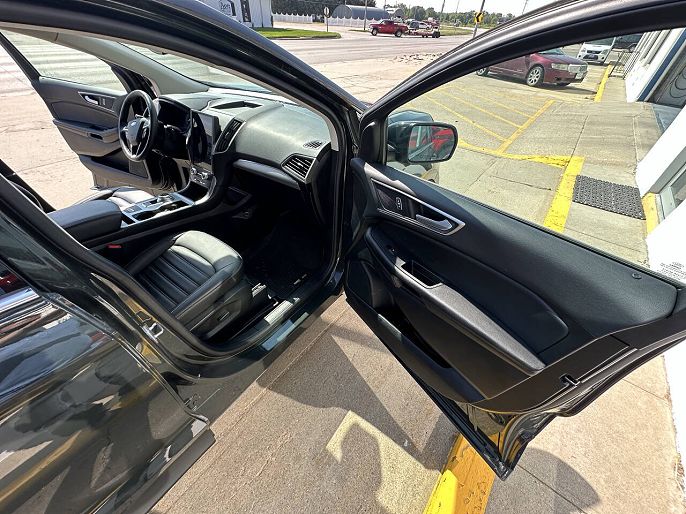 2022 Ford Edge