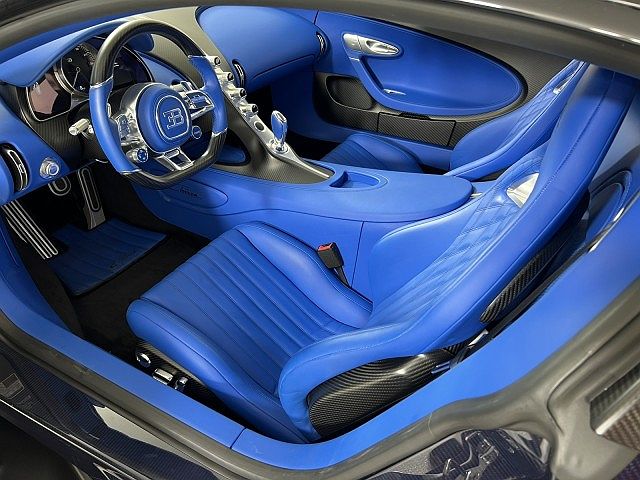 2018 Bugatti Chiron null image 20