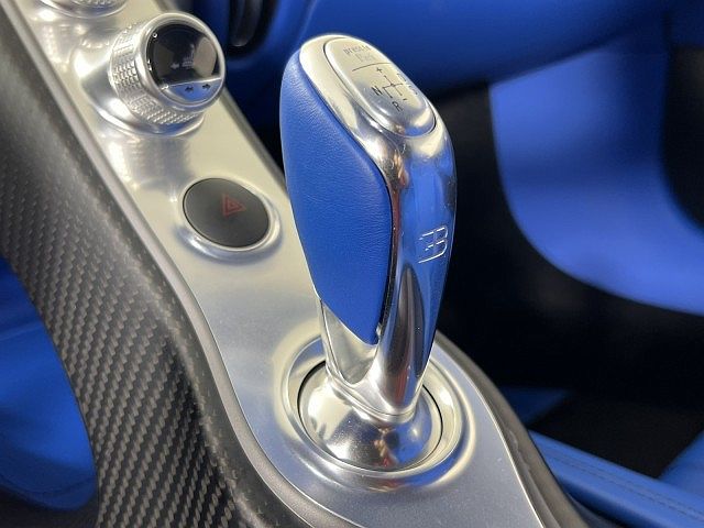 2018 Bugatti Chiron null image 25