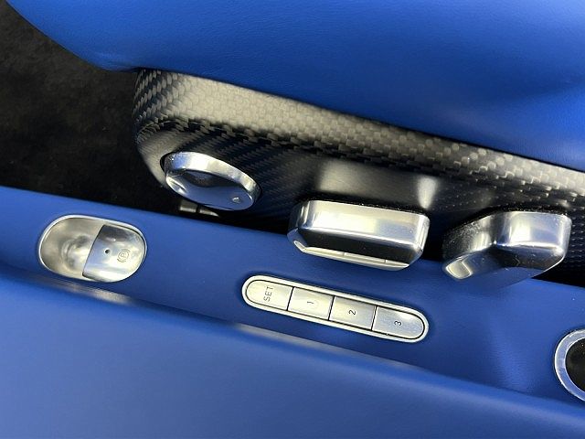 2018 Bugatti Chiron null image 41