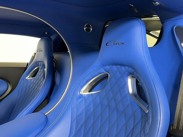 2018 Bugatti Chiron null image 43