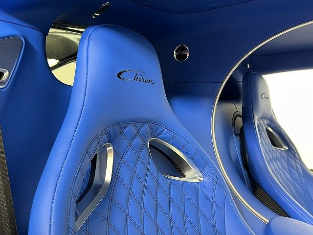 2018 Bugatti Chiron null image 55