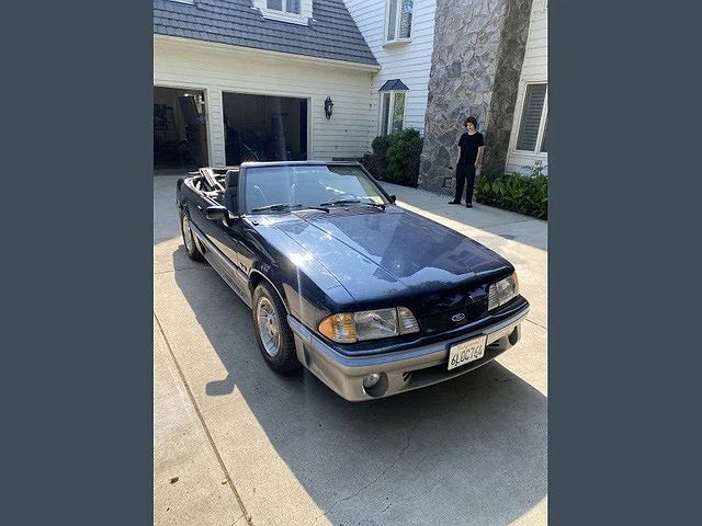 1989 Ford Mustang GT image 20
